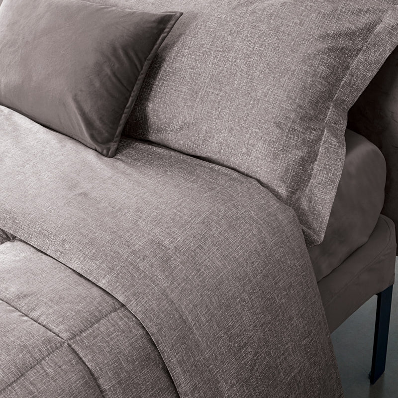 Fazzini Baco Quilt